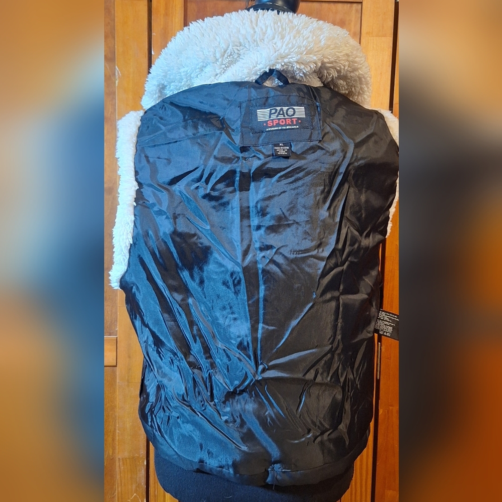 🐧PAO SPORT puffer vest Size XL - Picture 7 of 10